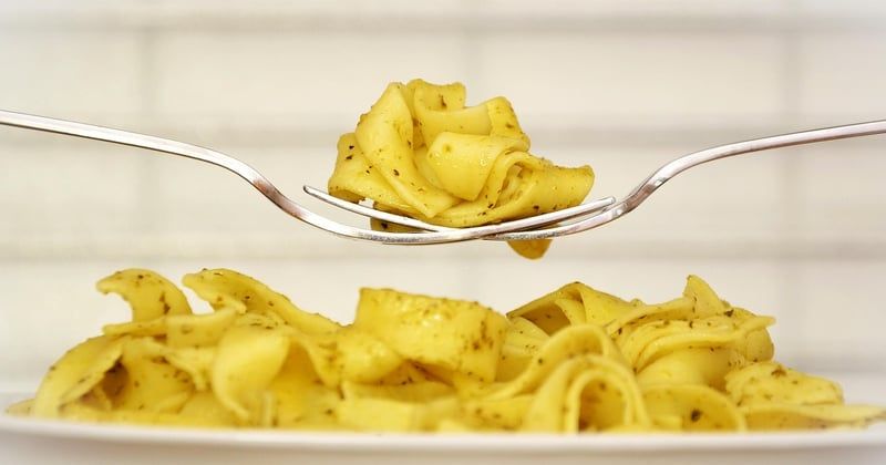 Découvrir la cuisine marocaine : plats emblématiques à savourer